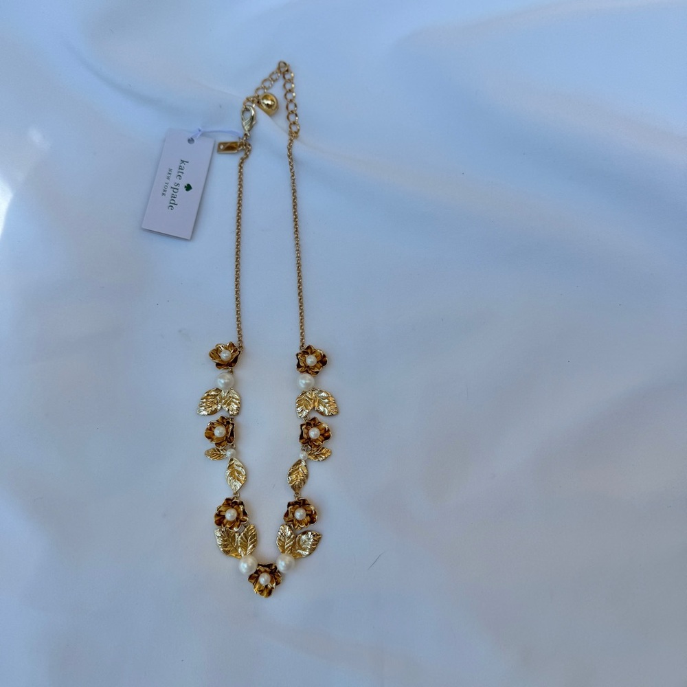Kate Spade Lavish Bloom -‎ Floral Necklace NWT